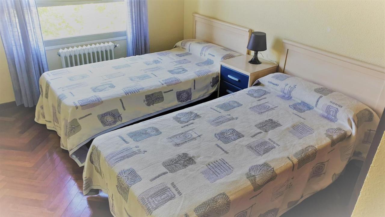 Habitación Caja Mágica Madri Exterior foto